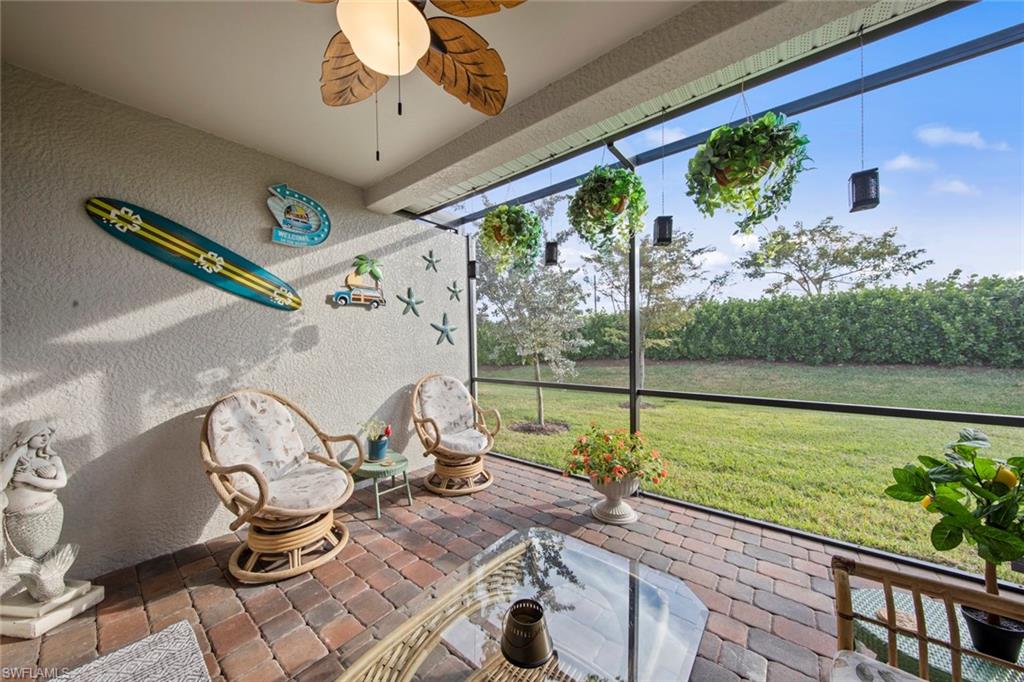 CORAL HARBOR - Residential