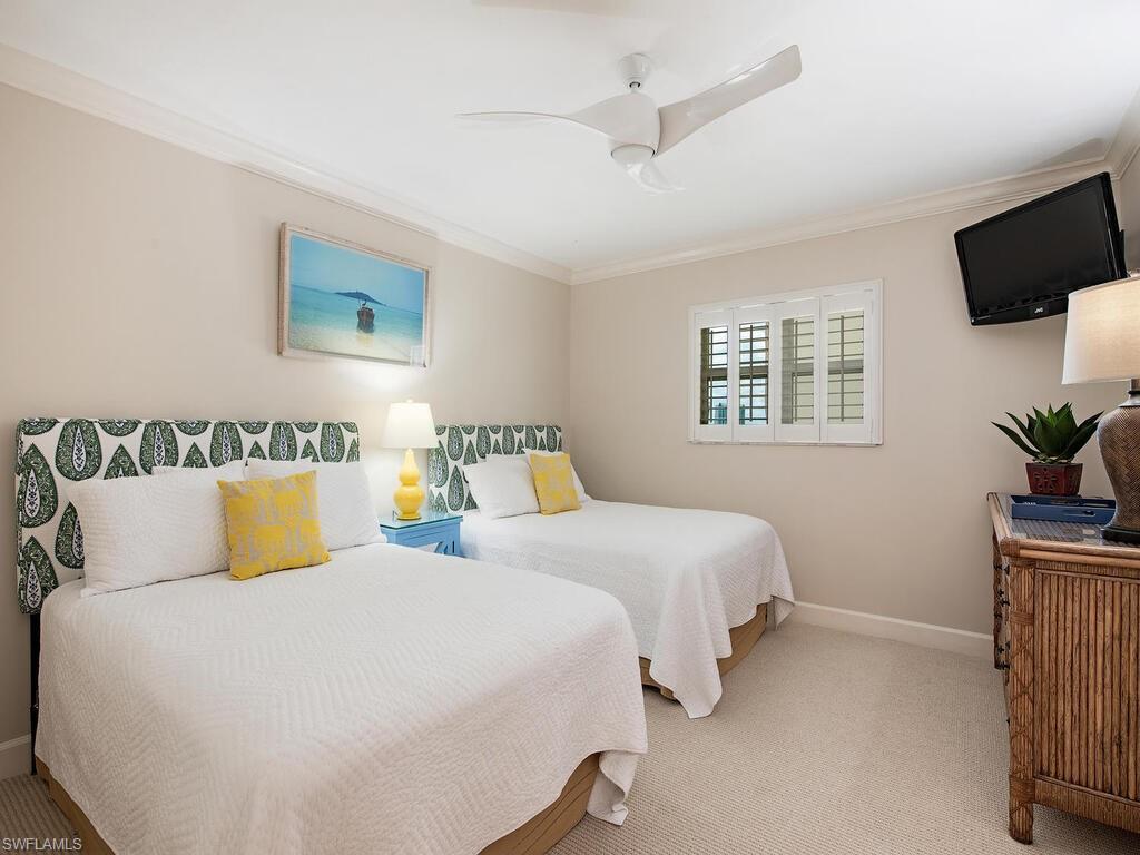 CONTESSA AT BAY COLONY - Residential