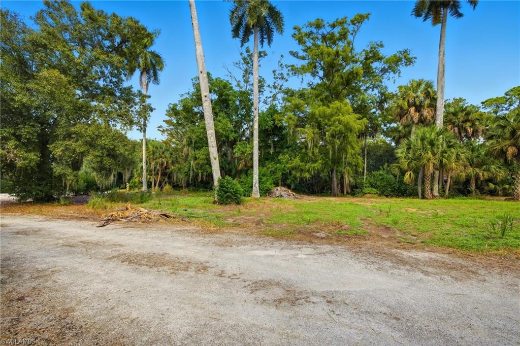 OAKLAND PARK TRAILER SITES - Land