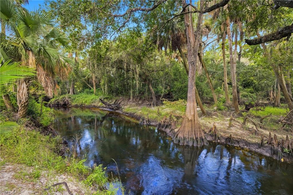 OAKLAND PARK TRAILER SITES - Land