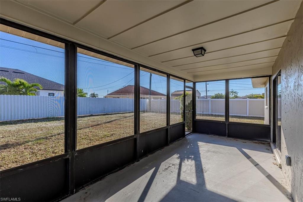 CAPE CORAL - Residential