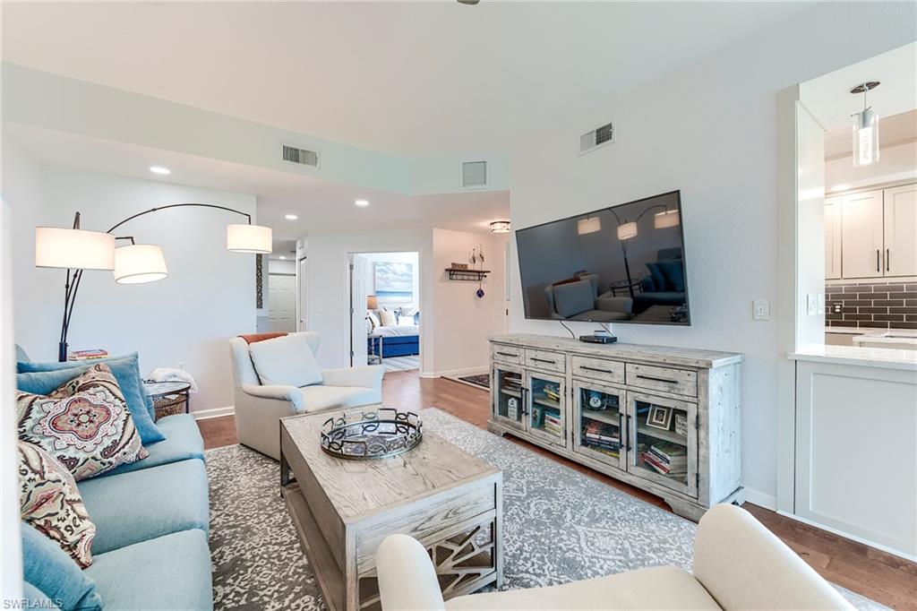 9241 Palmetto Ridge DR 101