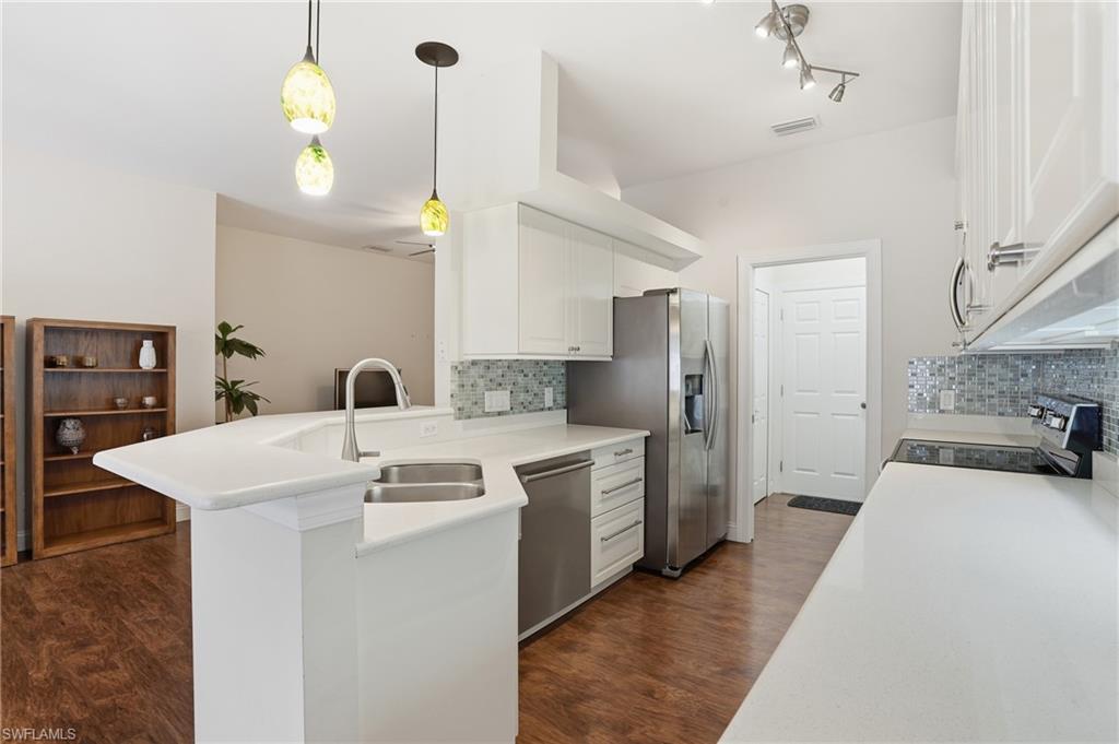 ISLAND CLUB AT CORKSCREW - Residential