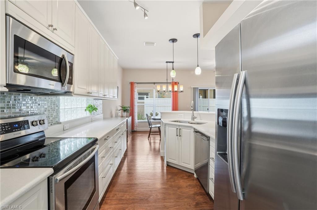 ISLAND CLUB AT CORKSCREW - Residential