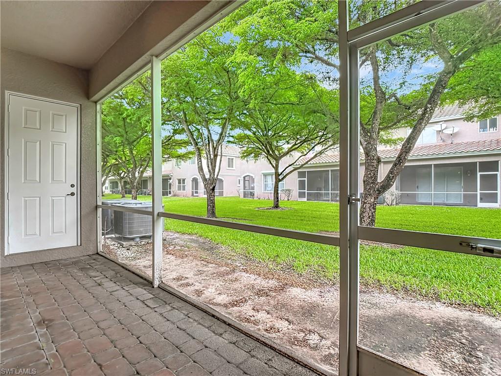 COLONNADE AT FORUM - Residential