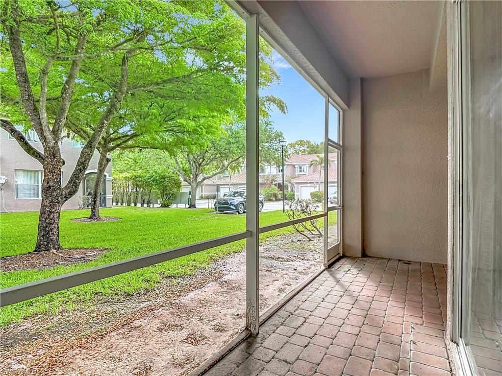 COLONNADE AT FORUM - Residential