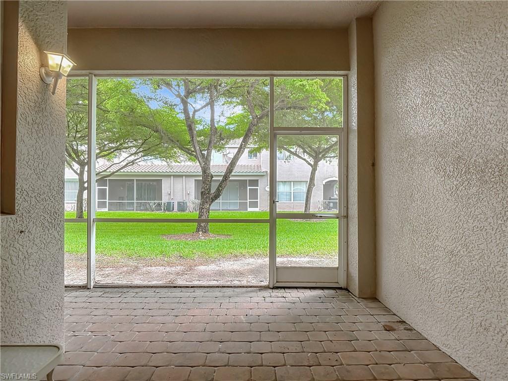 COLONNADE AT FORUM - Residential