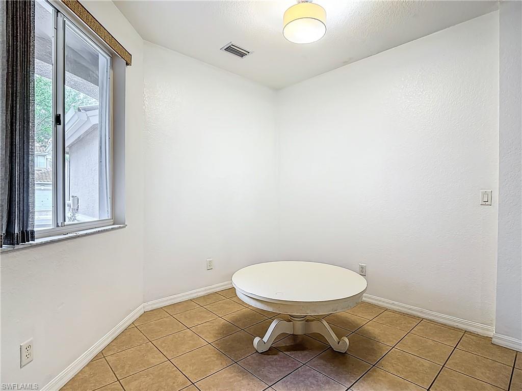 COLONNADE AT FORUM - Residential