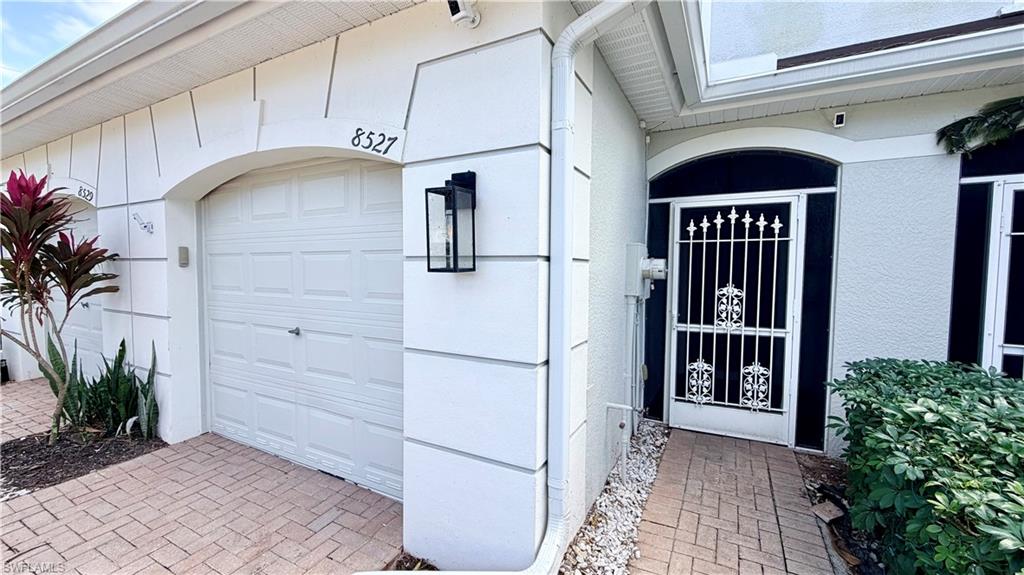 OLYMPIA POINTE - Residential