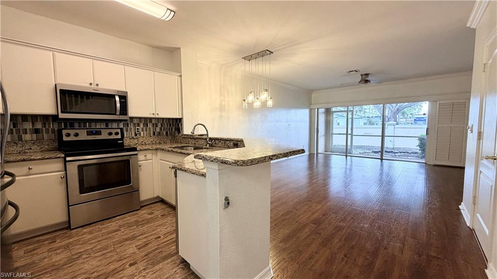 OLYMPIA POINTE - Residential