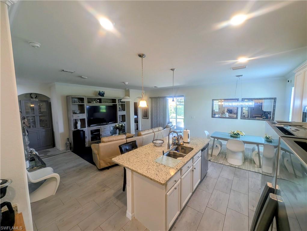 TRAILS EDGE - Residential