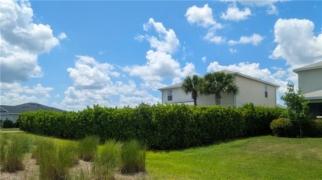 TRAILS EDGE - Residential