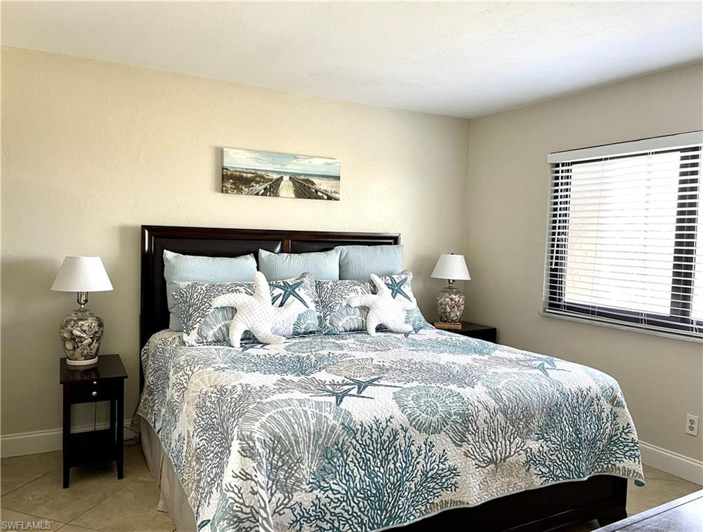 SEA WINDS OF MARCO - Residential