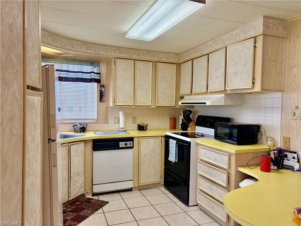 LAKE ARROWHEAD MOB VILLAGE - Residential