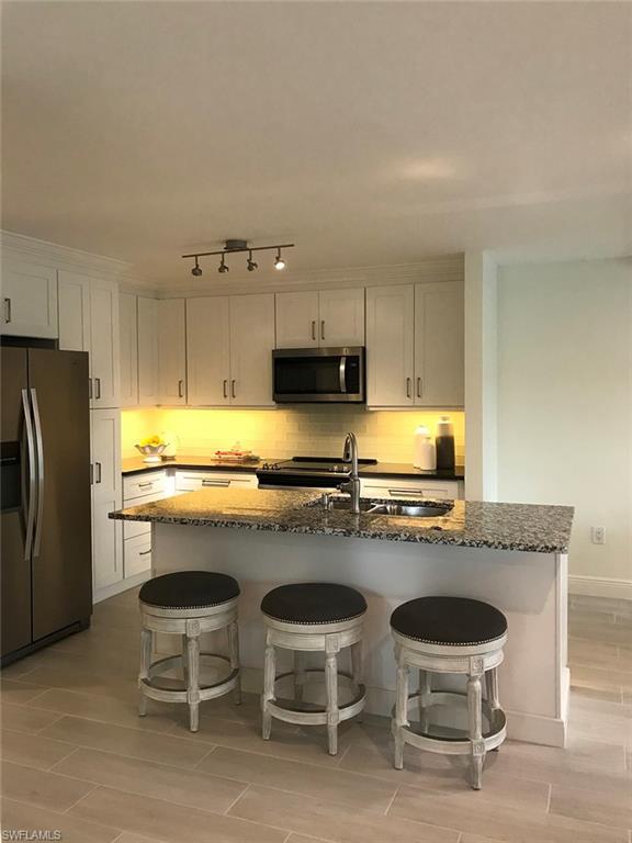 SUNSET SOUTH CONDO - Residential