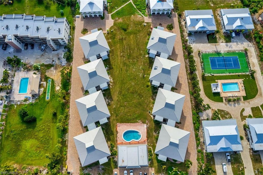 SUNSET SOUTH CONDO - Residential