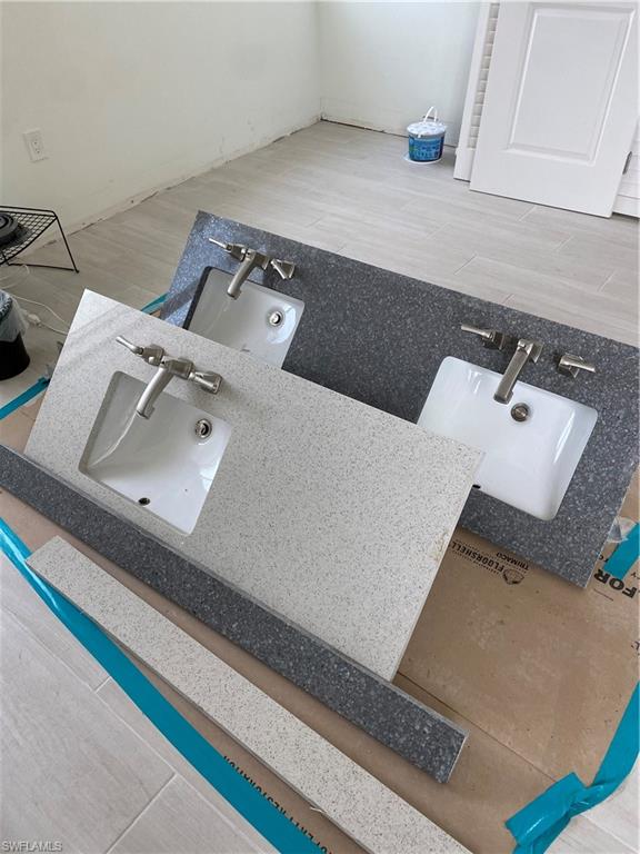 SUNSET SOUTH CONDO - Residential