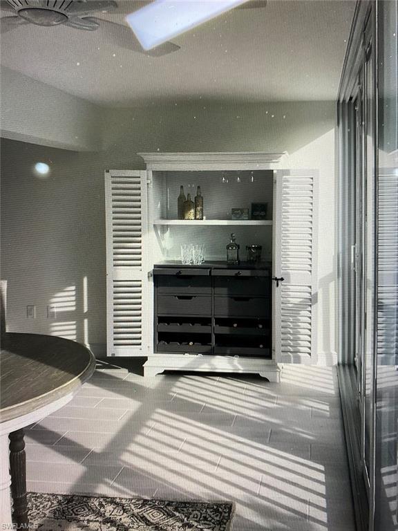 SUNSET SOUTH CONDO - Residential