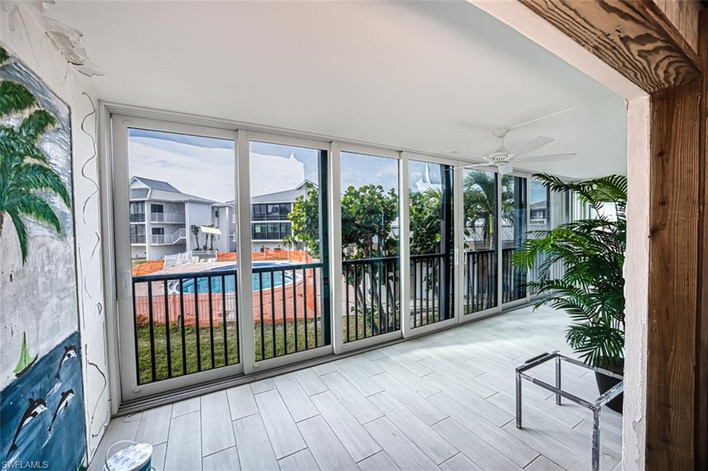 SUNSET SOUTH CONDO - Residential