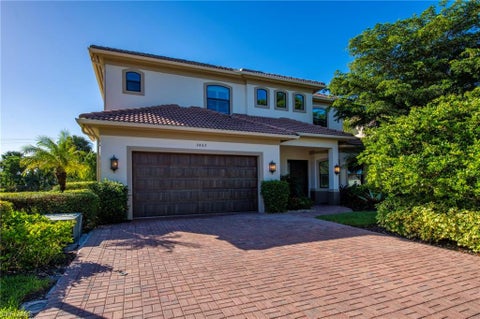 Photo of 2863 Coco Lakes DR, NAPLES, FL 34105 (MLS # 226038069)