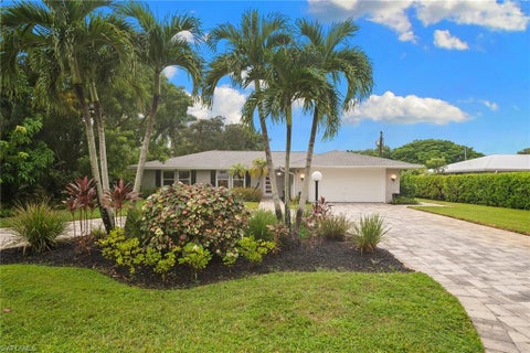 Photo of 2665 12th CT N, NAPLES, FL 34103 (MLS # 226037506)