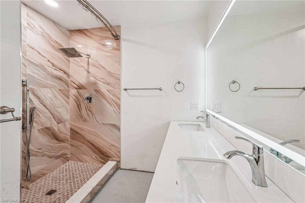 DAUGHTREYS CREEK - Residential