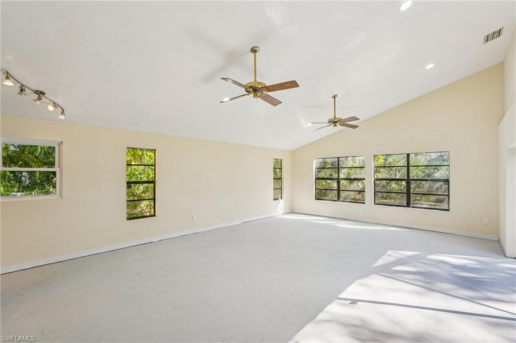 DAUGHTREYS CREEK - Residential