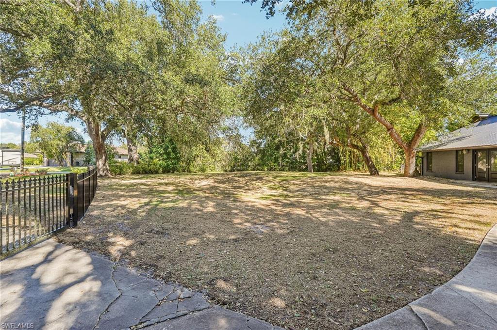 DAUGHTREYS CREEK - Residential