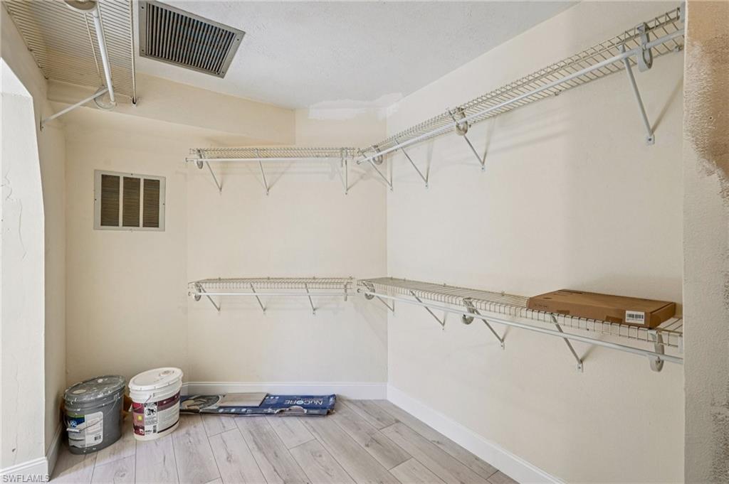 DAUGHTREYS CREEK - Residential