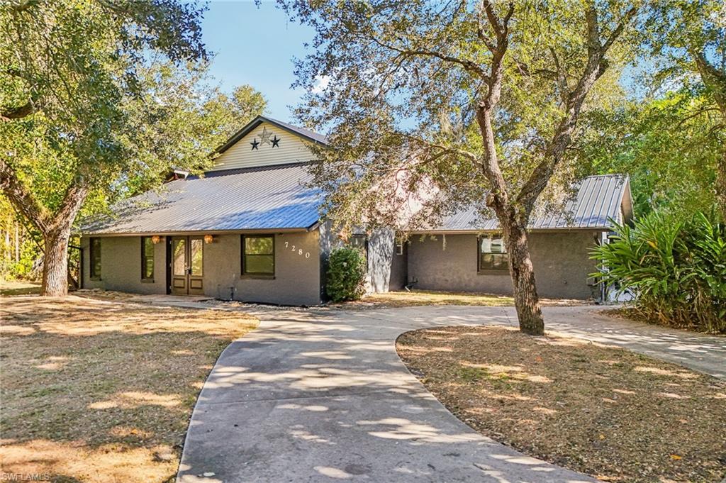 DAUGHTREYS CREEK - Residential