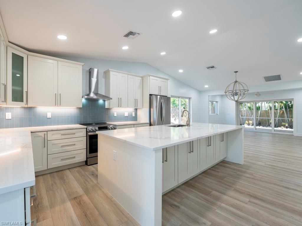 SANIBEL HIGHLANDS - Residential