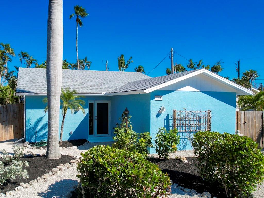 SANIBEL HIGHLANDS - Residential