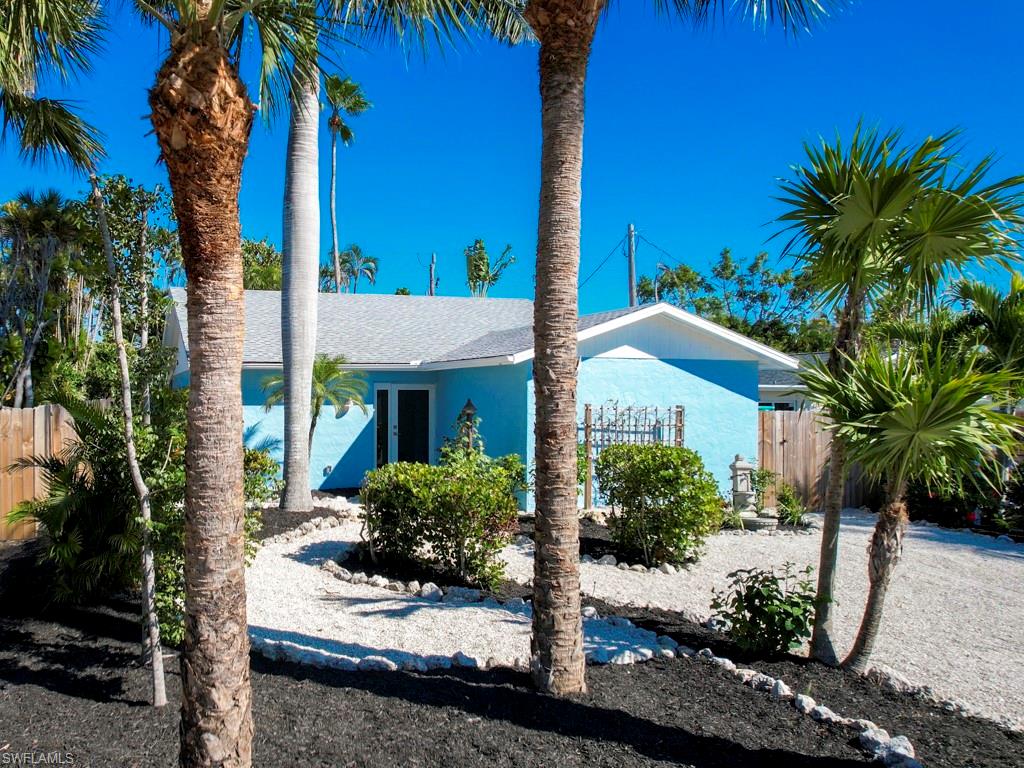 SANIBEL HIGHLANDS - Residential