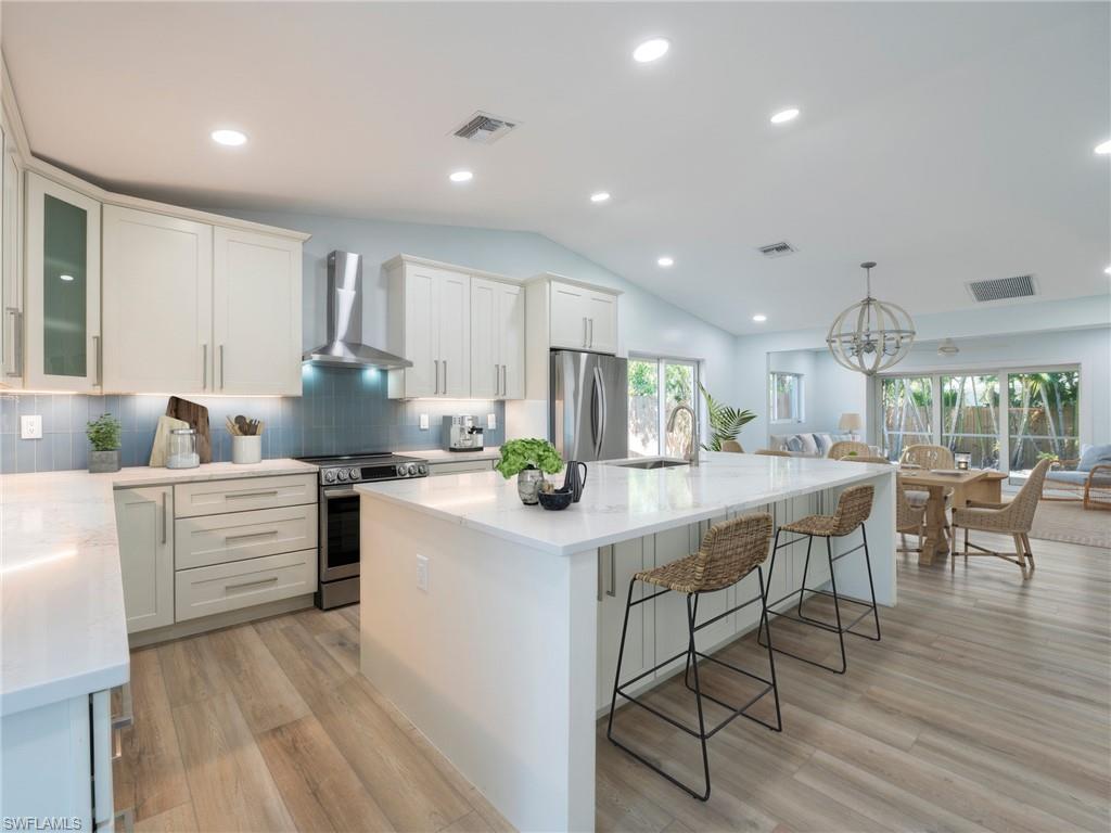 SANIBEL HIGHLANDS - Residential