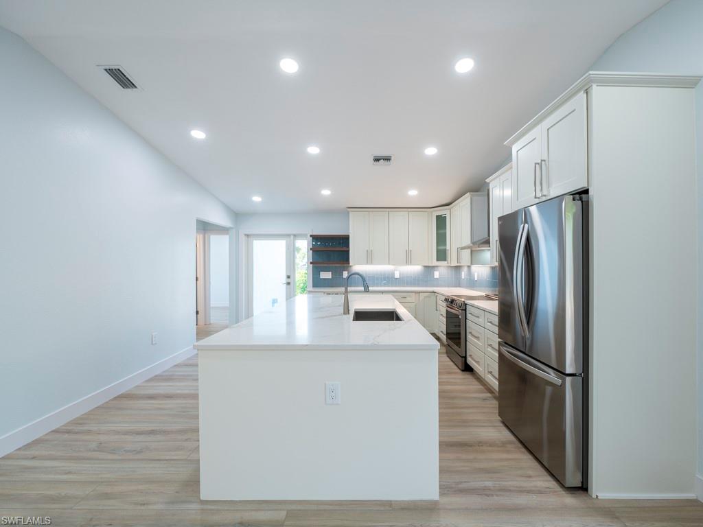 SANIBEL HIGHLANDS - Residential