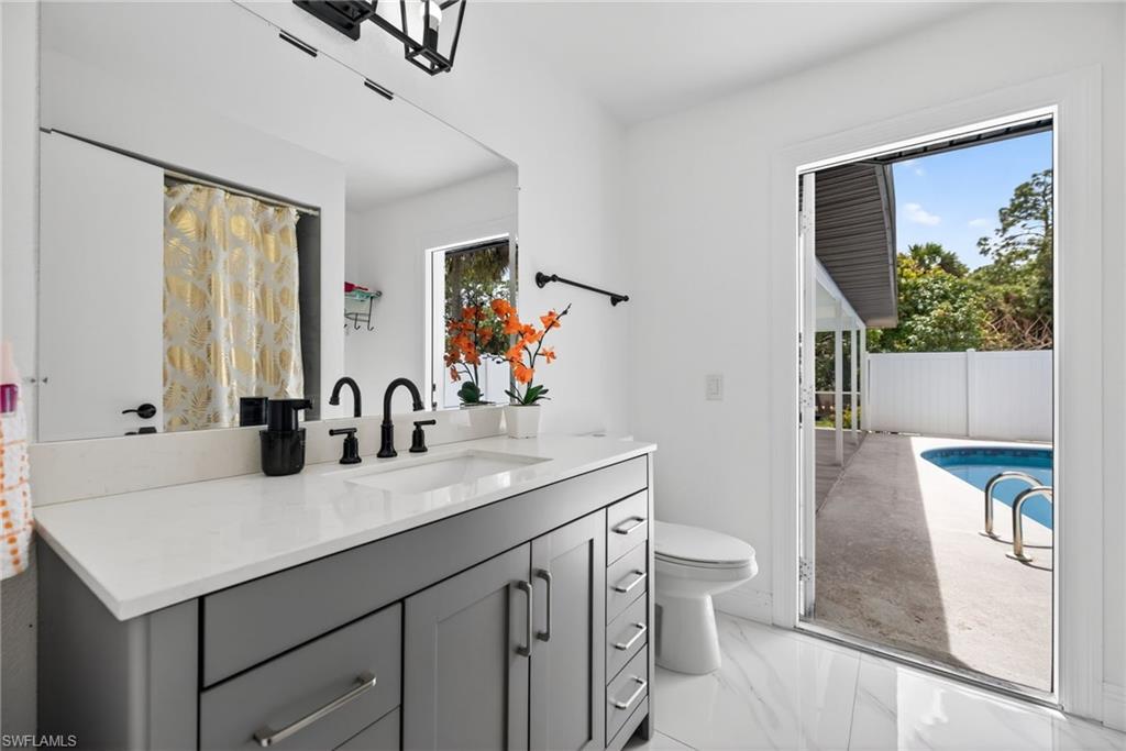 900 BUILDING - Residential