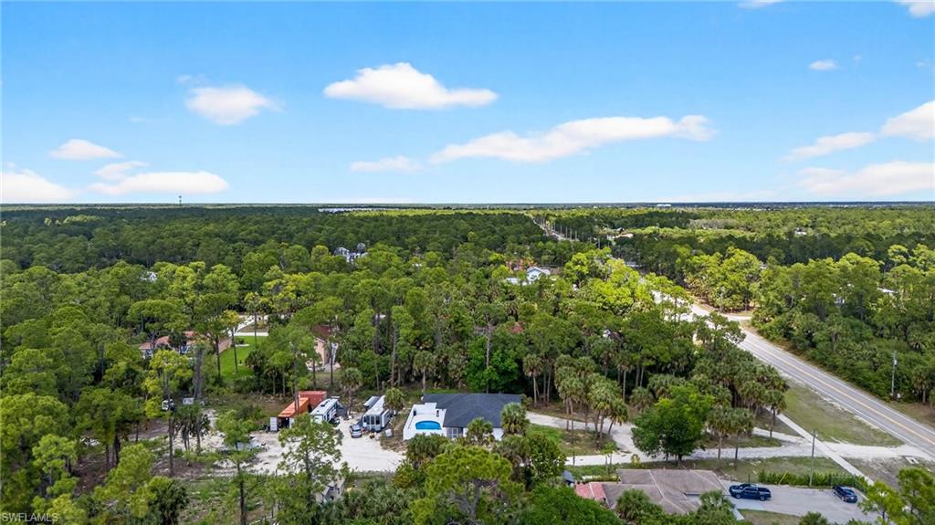 900 BUILDING - Residential