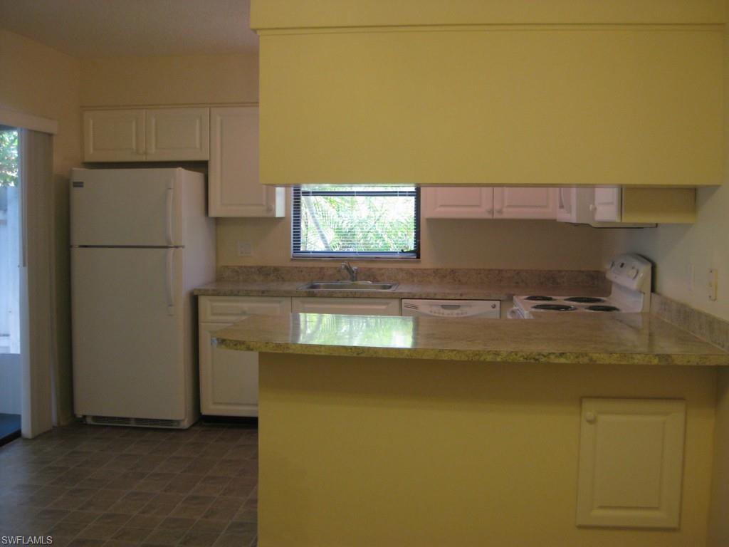 PLAZA DE MANANA CONDO - Residential