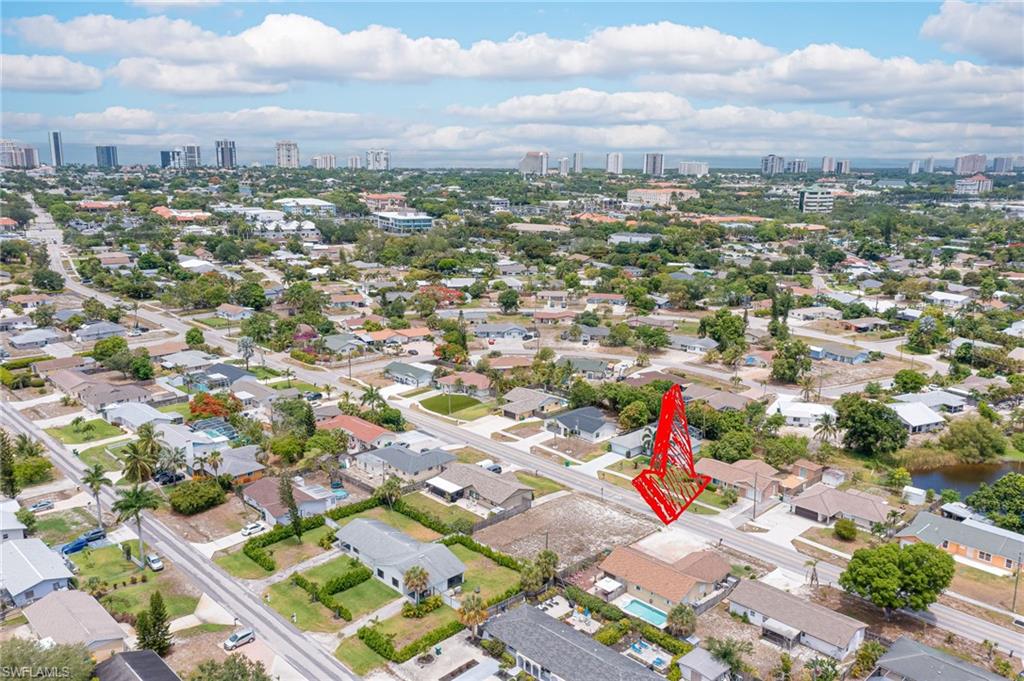 NAPLES TWIN LAKES - Residential