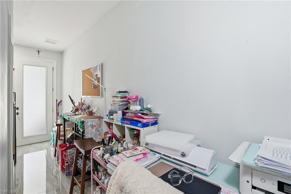 TRAILSIDE - Residential