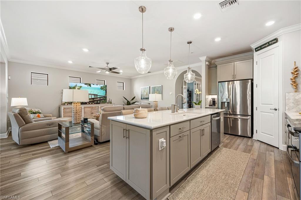 EAGLE RESERVE - Residential