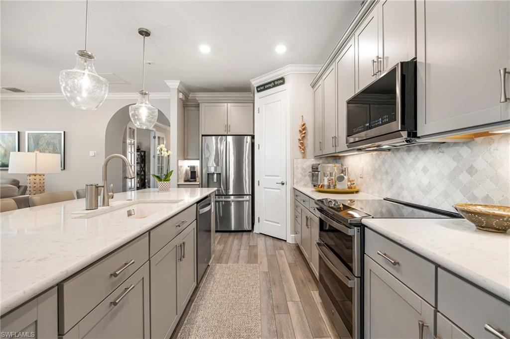 EAGLE RESERVE - Residential