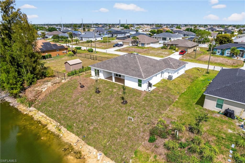 CAPE CORAL - Residential