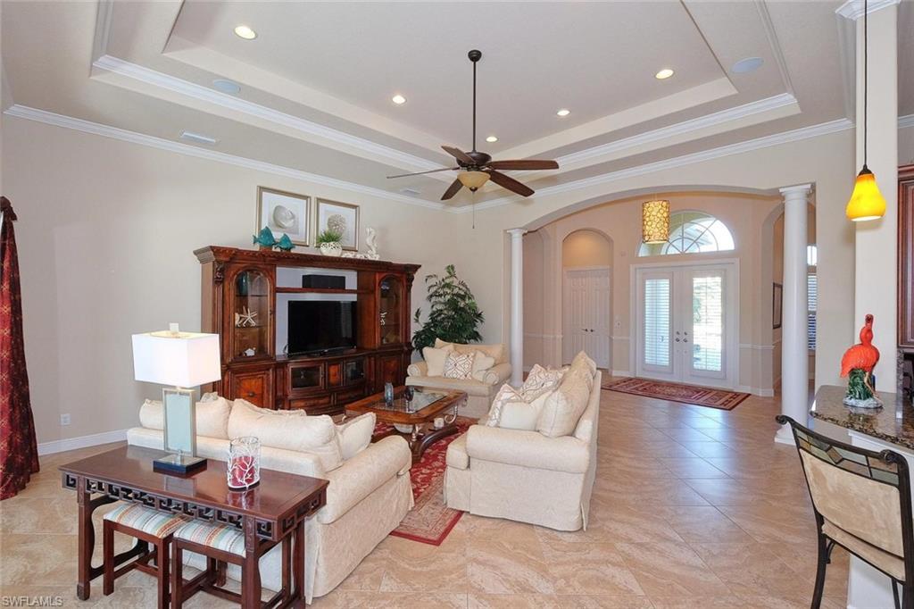 BELLE LAGO - Residential