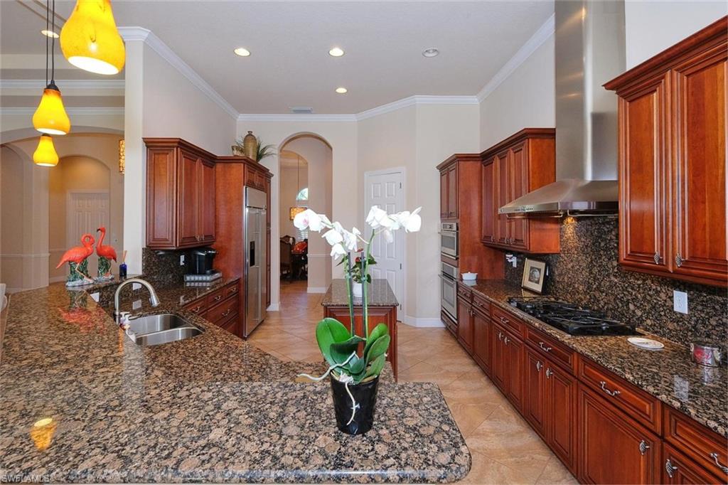 BELLE LAGO - Residential