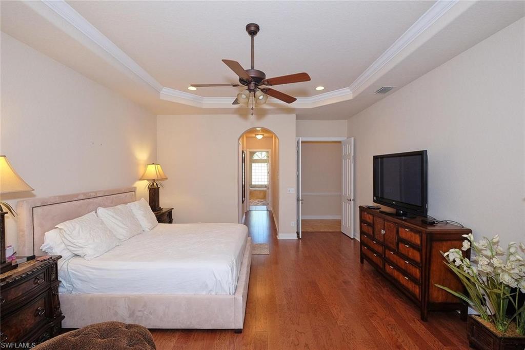 BELLE LAGO - Residential