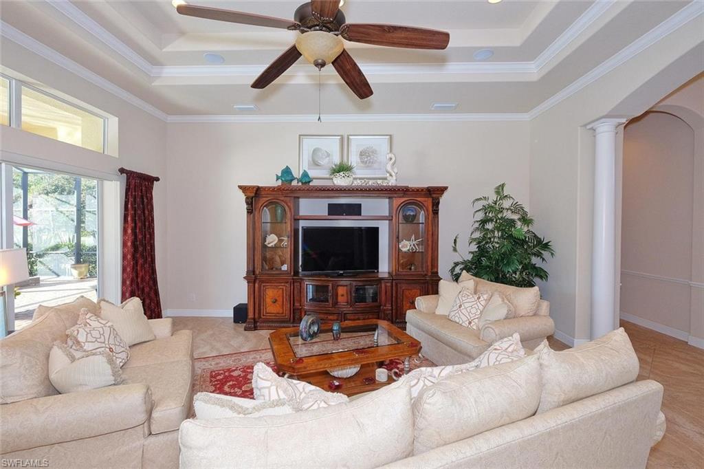 BELLE LAGO - Residential