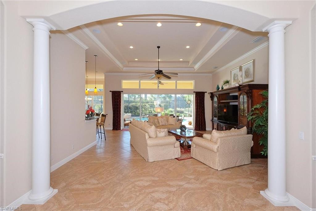 BELLE LAGO - Residential