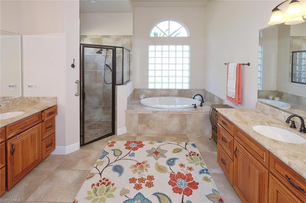 BELLE LAGO - Residential