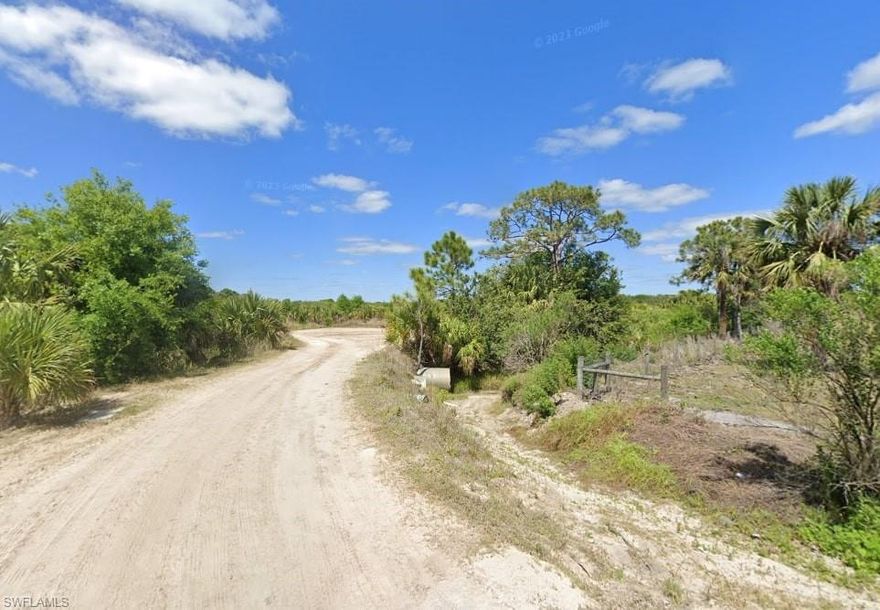 An incredible opportunity to own 2 acres of vacant land in the heart of Martin
County, Florida. Designated as 9900 – Vacant Acreage, this property offers
flexibility and potential for future development, investment, or recreational use (buyer
to verify with county).
Located near SW Arrowroot Ave, this parcel provides privacy, space, and proximity
to some of South Florida’s most sought-after destinations.
 Key Location Benefits:
• 20 minutes to Lake Okeechobee
• 30 minutes to Port Saint Lucie
• 30 minutes to Palm Bay
• 50 minutes to Jupiter
• 1 hour to West Palm Beach
Whether you're a developer, investor, or someone looking to create a private retreat,
this large parcel presents a rare chance to own acreage in a quiet yet accessible
location.
Parcel ID: 13-39-37-001-000-05110-8
 Lot Size: 2.00 Acres | 87,120 SqFt
Zoning: 9900 – Vacant Acreage (Martin County)
